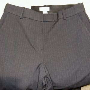 H&M slacks regular waste. If you pay full price, I’ll do free shipping.